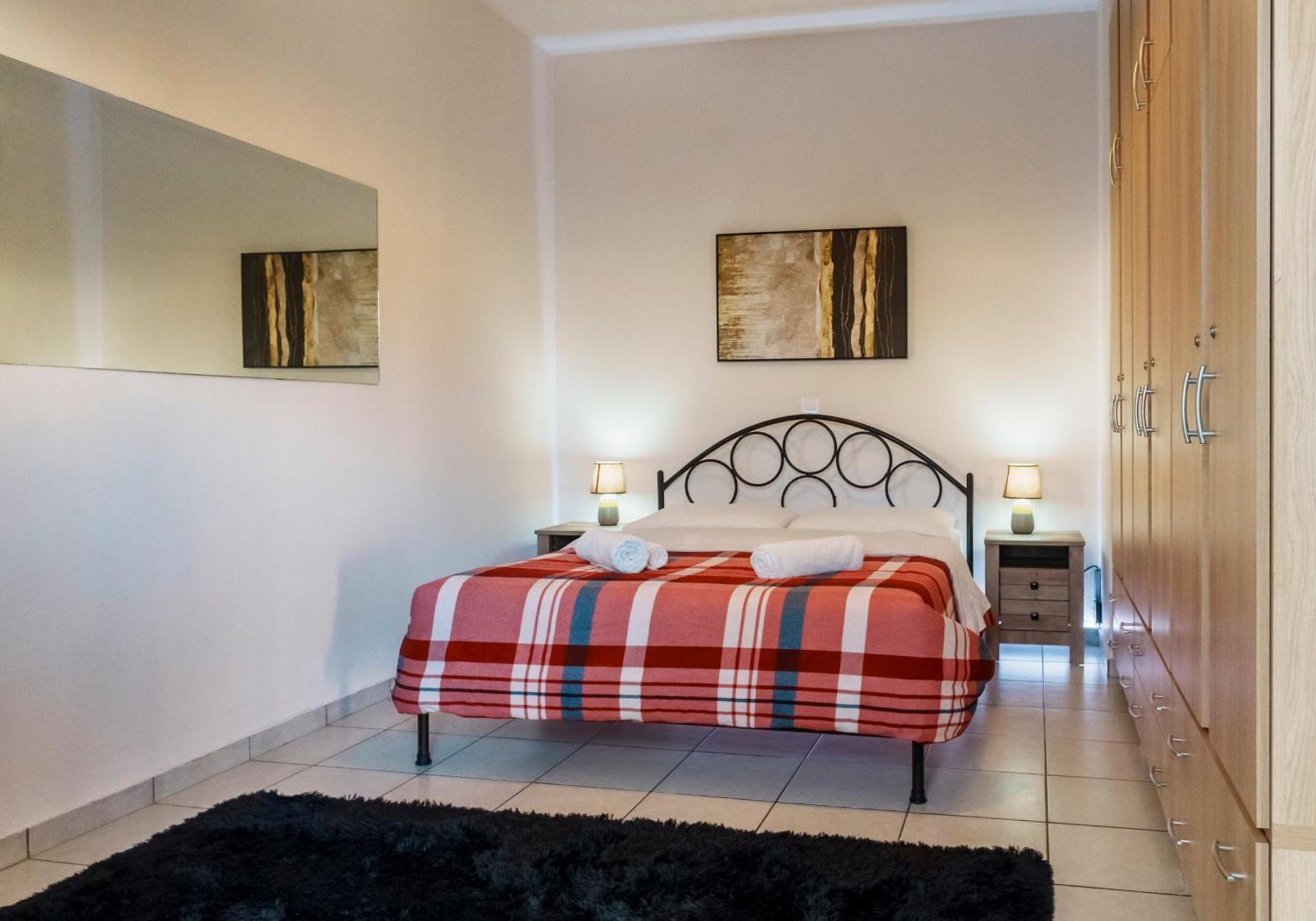 Crystal Cherry Apartment Preveza Buitenkant foto