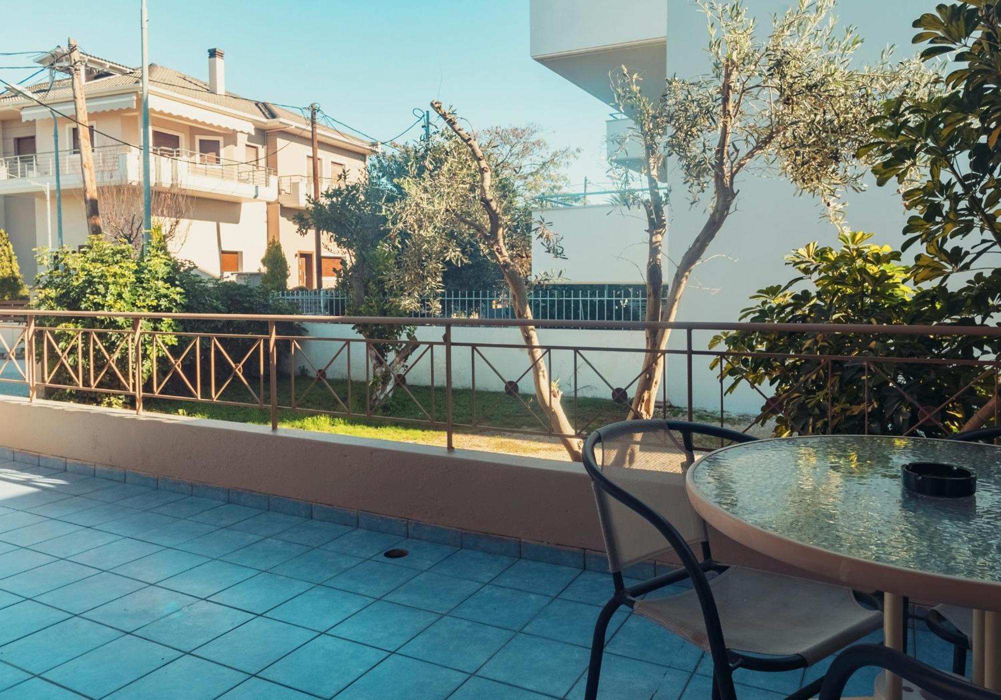 Crystal Cherry Apartment Preveza Buitenkant foto
